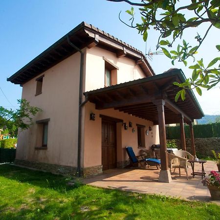 Villa Isabel Pilona ภายนอก รูปภาพ